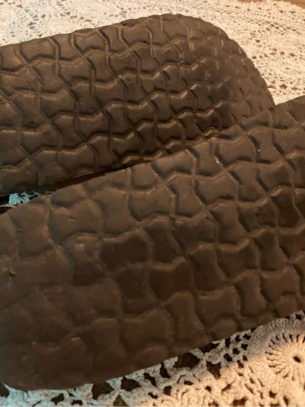 Cushionaire Sandals - Picture 5 of 5
